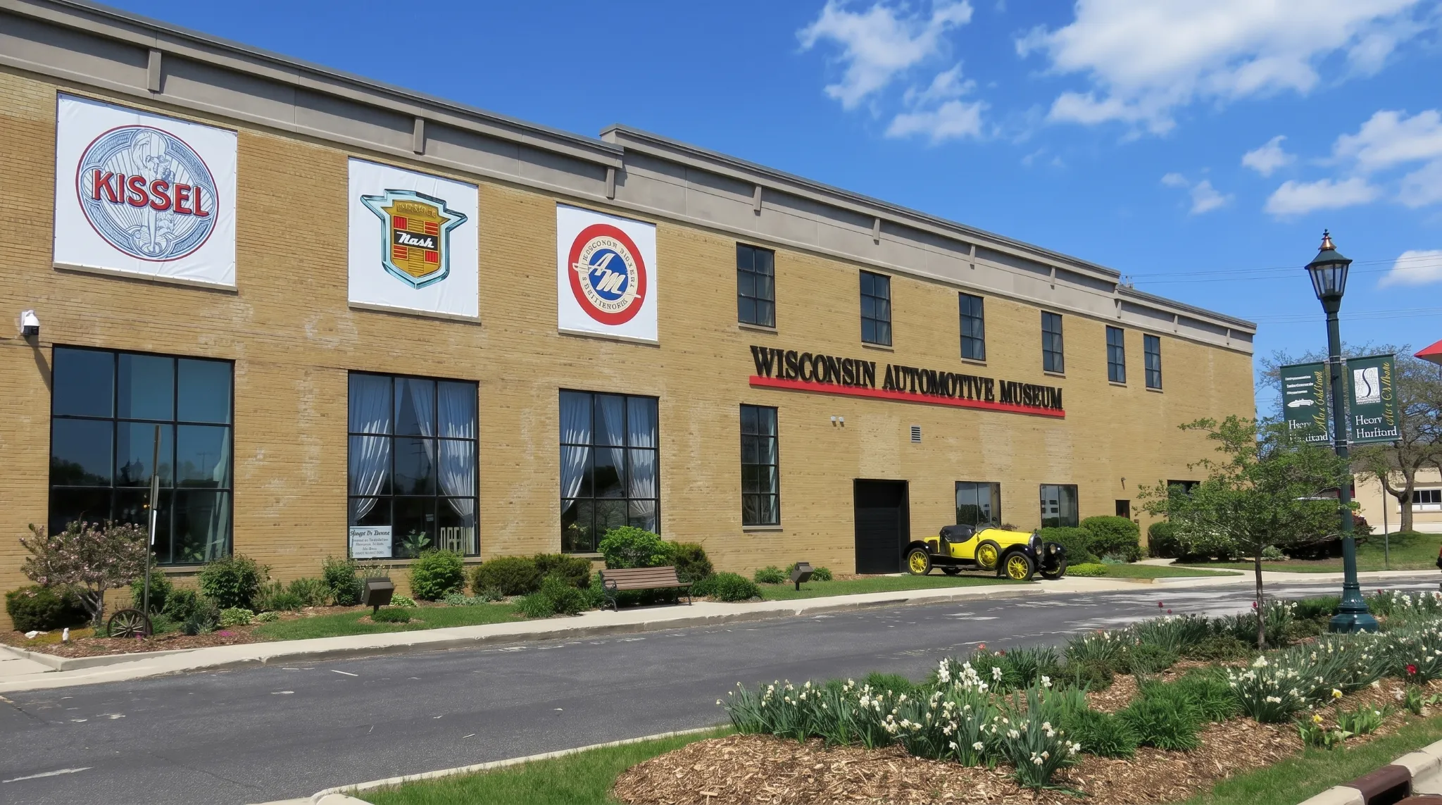 Wisconsin Automotive Museum: Hartford's Kissel Story