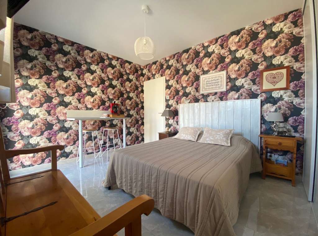 Chambre indépendante climatisée
