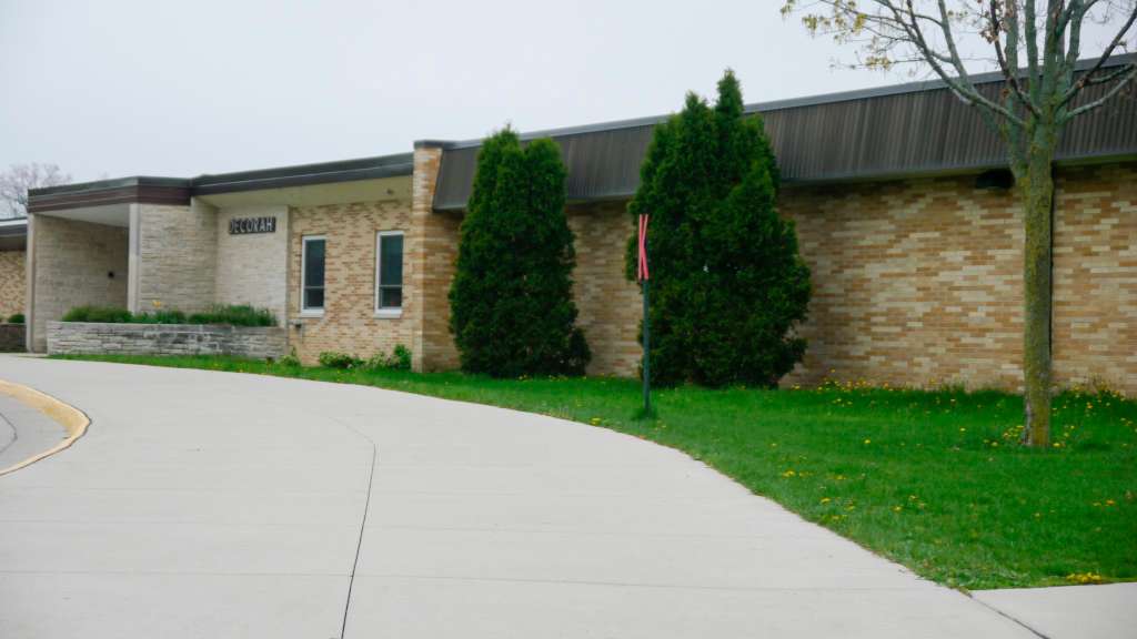 Decorah Elementary School