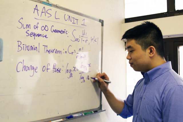 IB DP, MYP Tutor - Easy Sevens Education