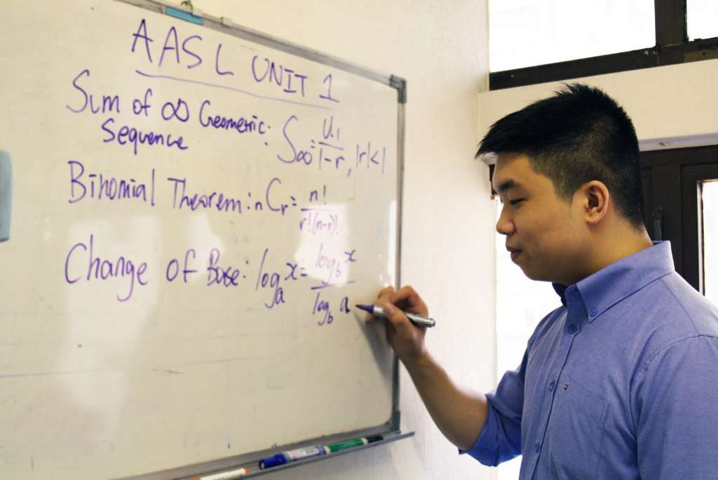 IB DP, MYP Tutor - Easy Sevens Education