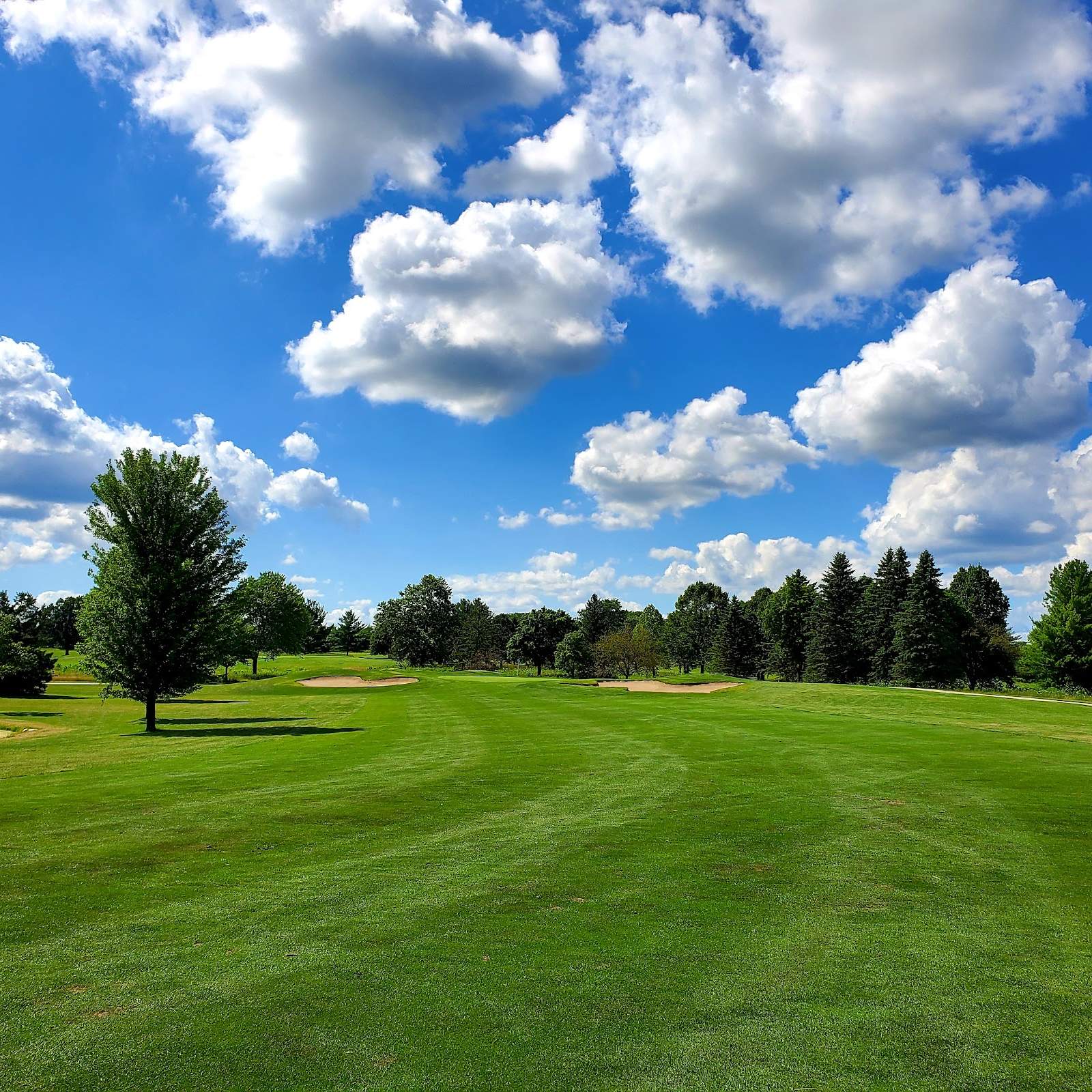 Oakwood Park Golf Course