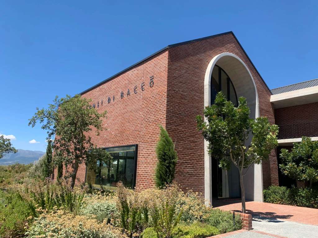 Wineries & Breweries