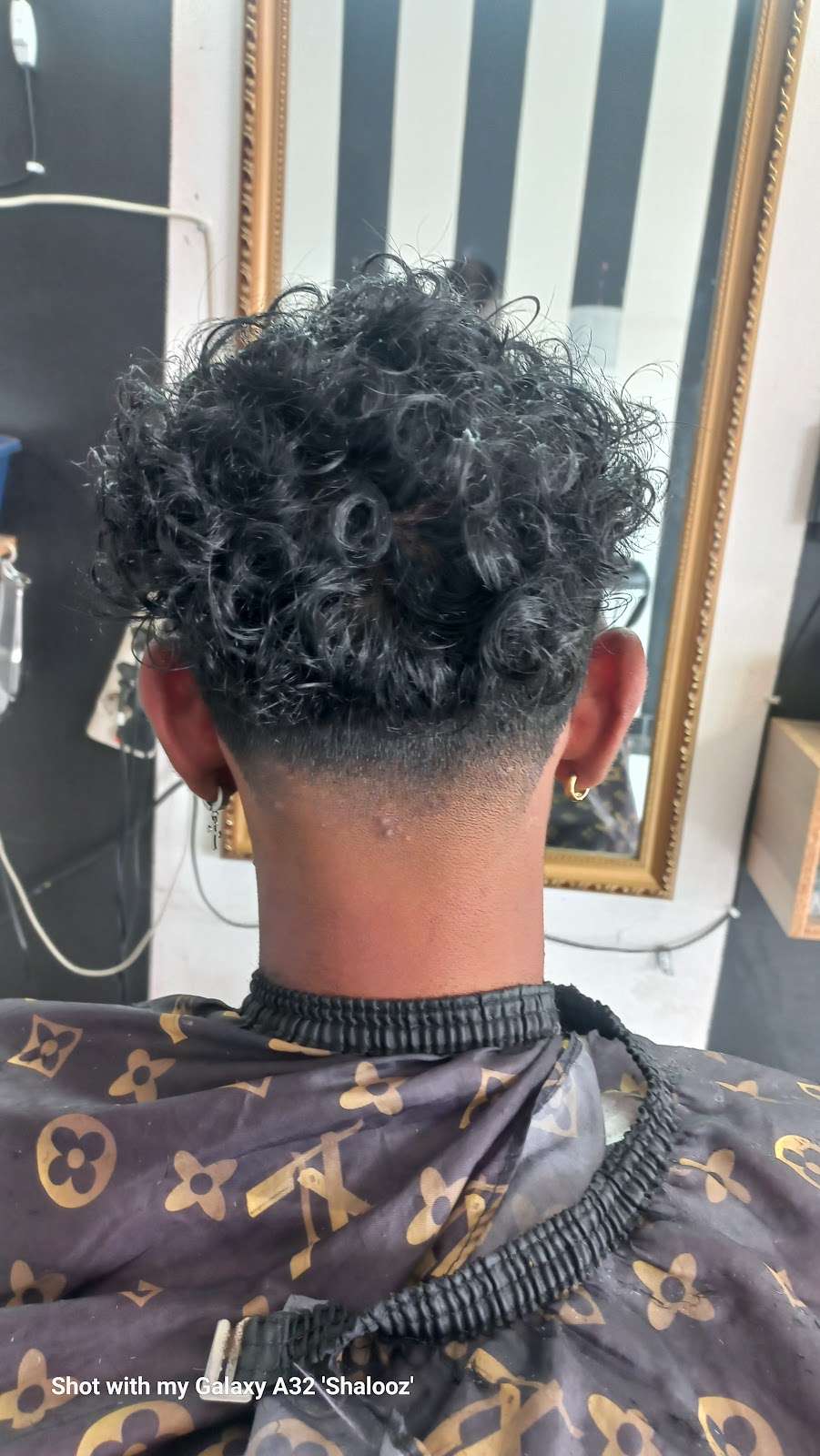 Xclusive Cuts