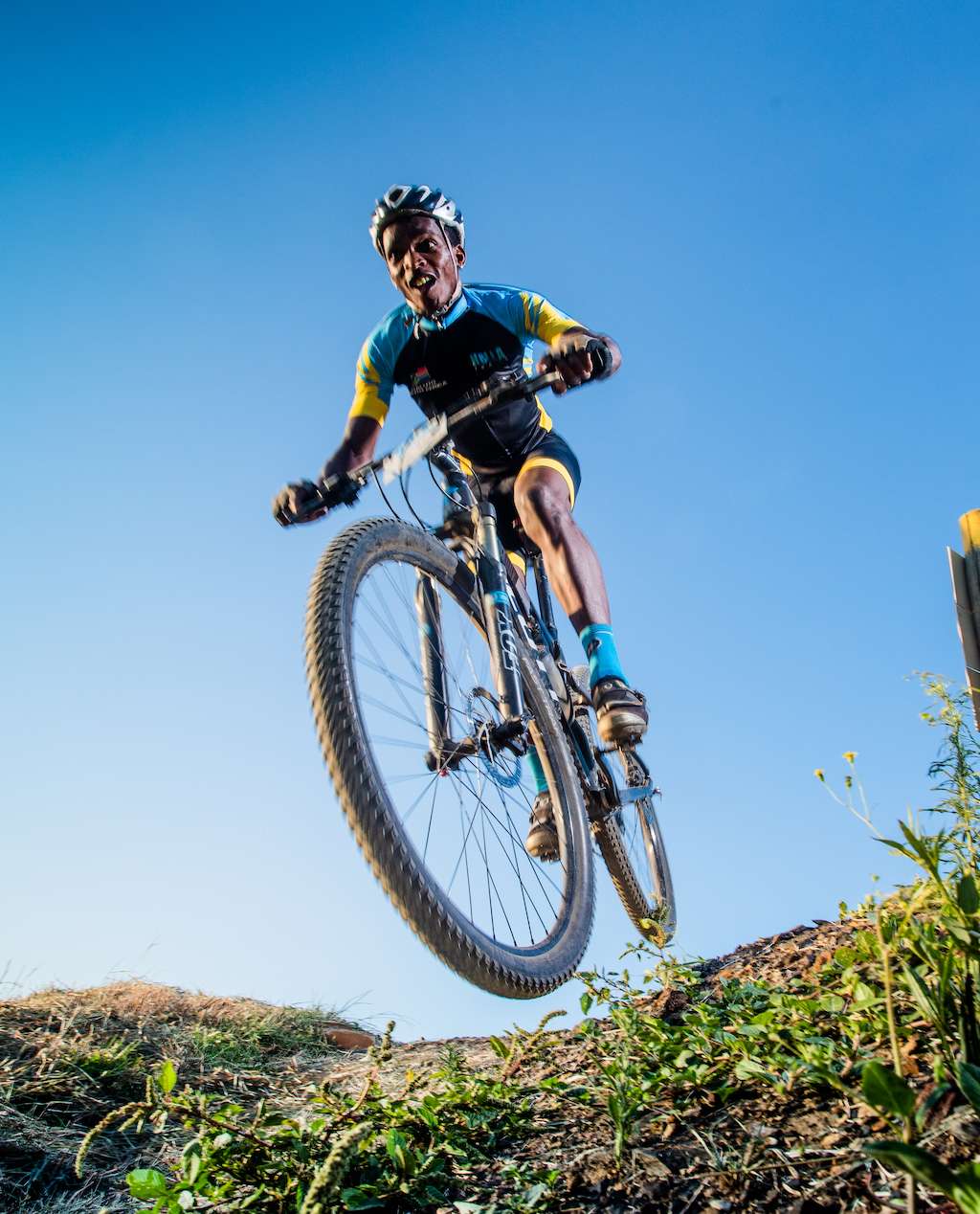 Holla Trails