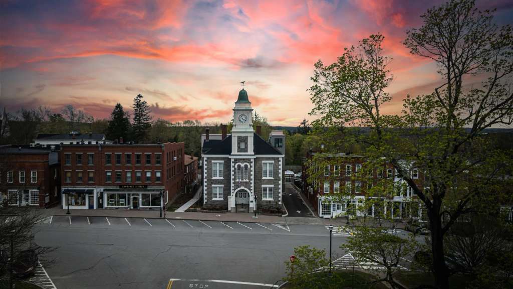 The Abner Hotel