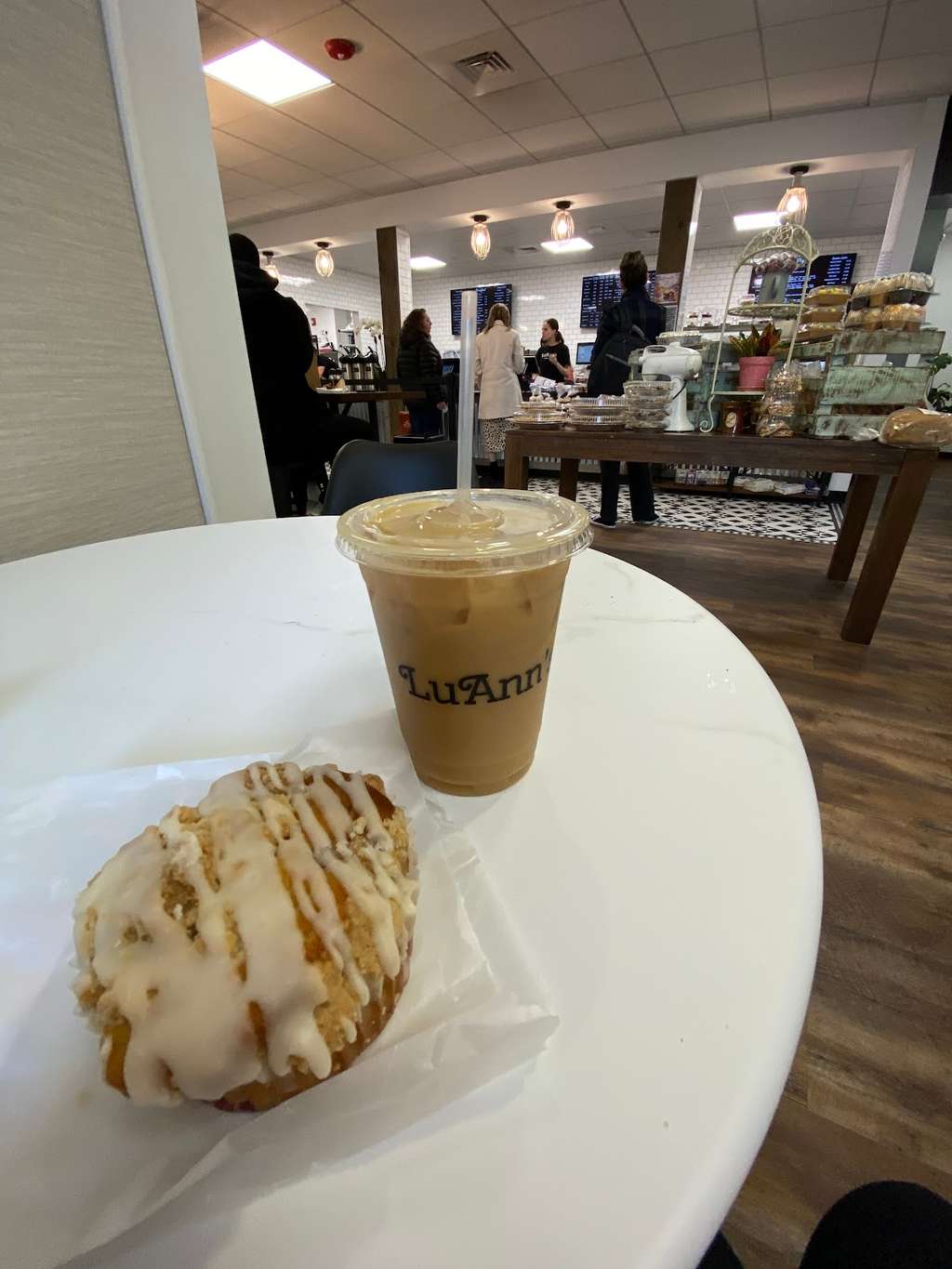 LuAnn’s Bakery & Cafe - Hartford