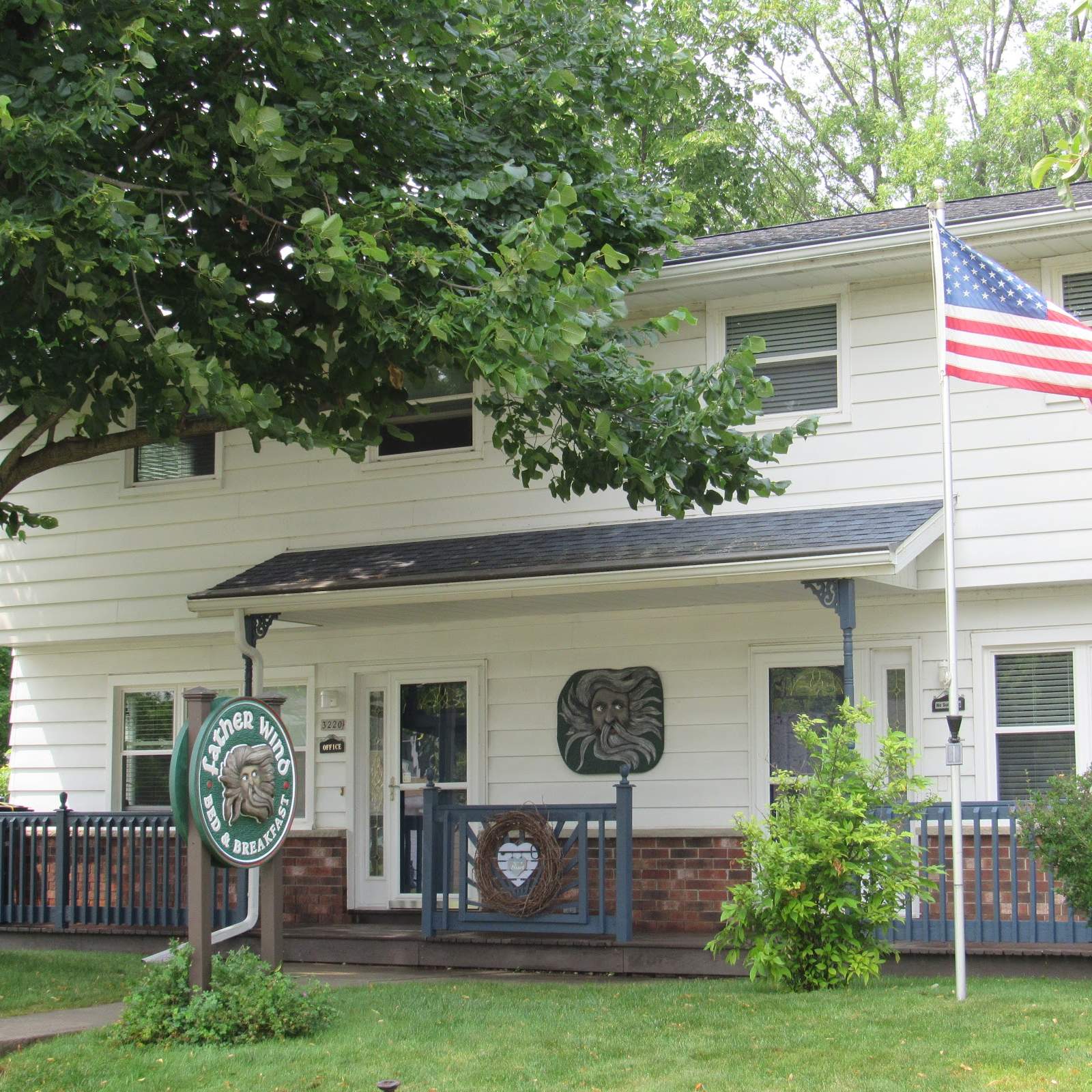 Father Wind Bed & Breakfast