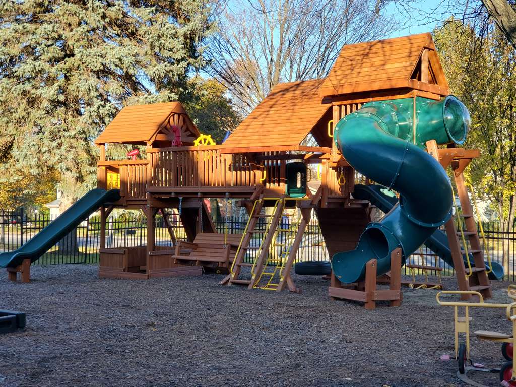Playful Hearts Child Care LLC