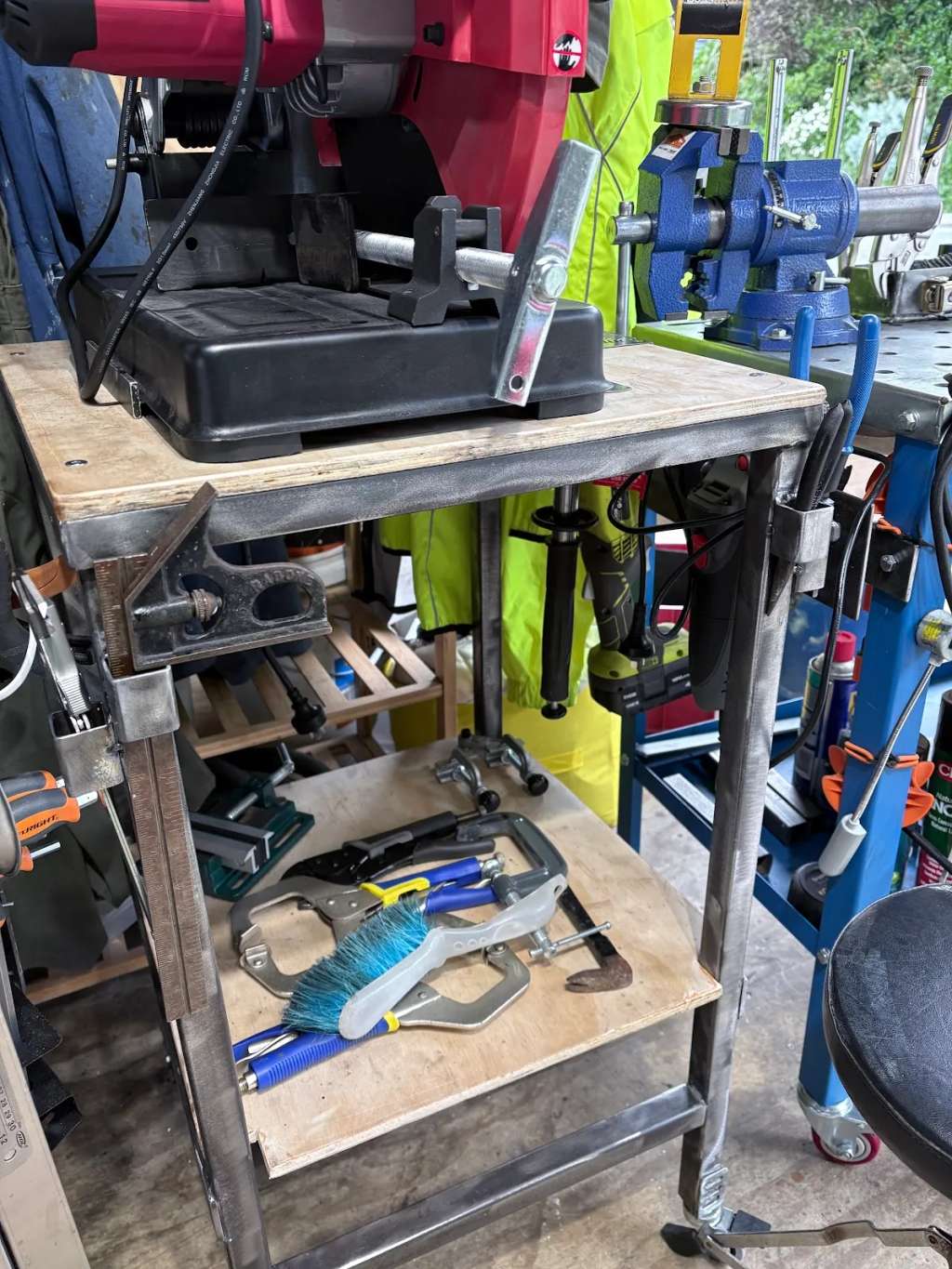 Trim Cut Metals
