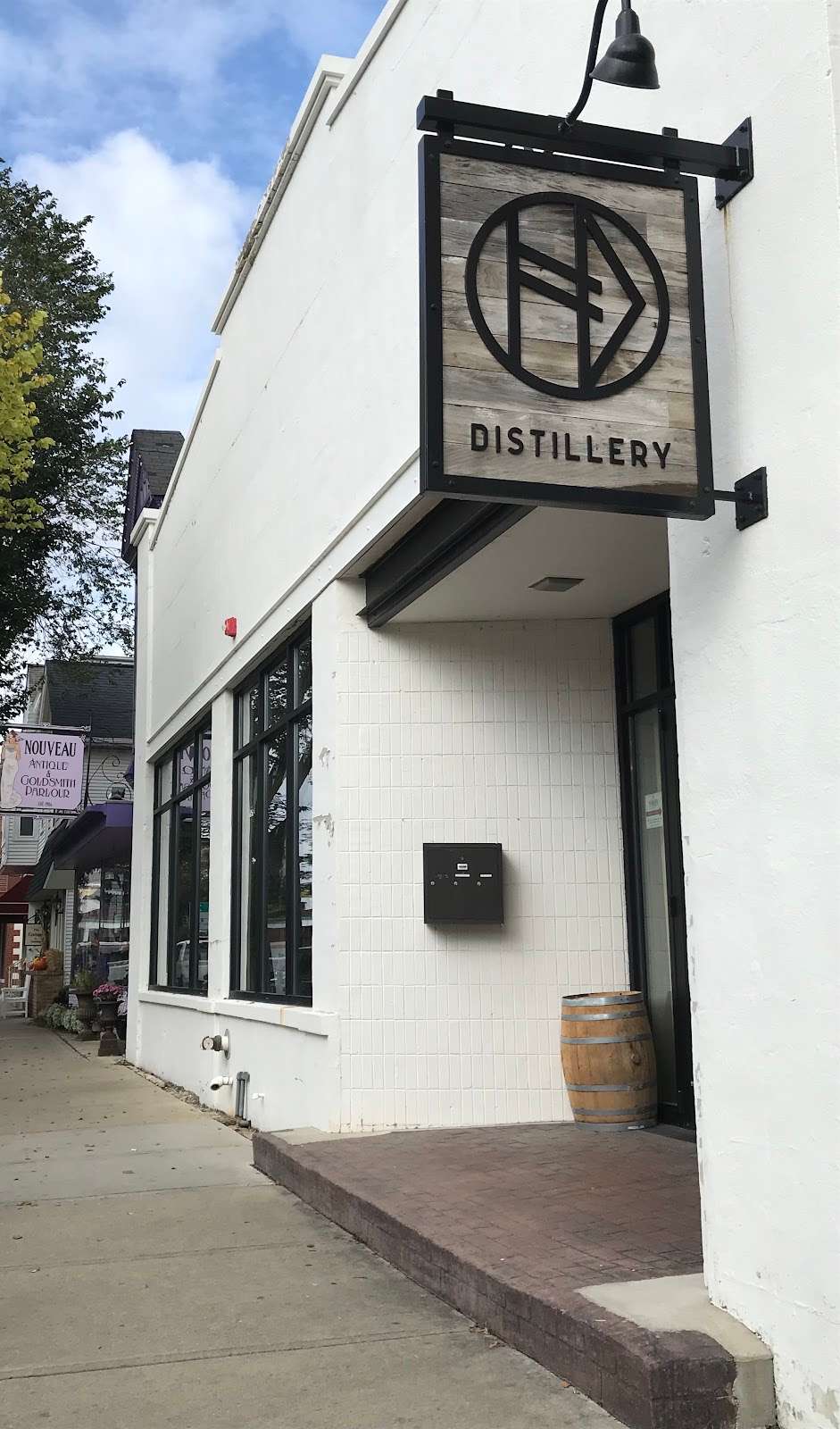 Handen Distillery