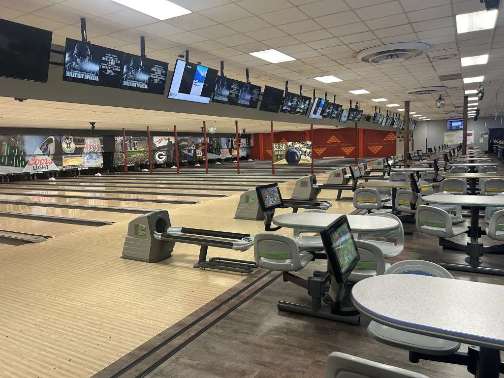 King Pin Bowl & Ale House
