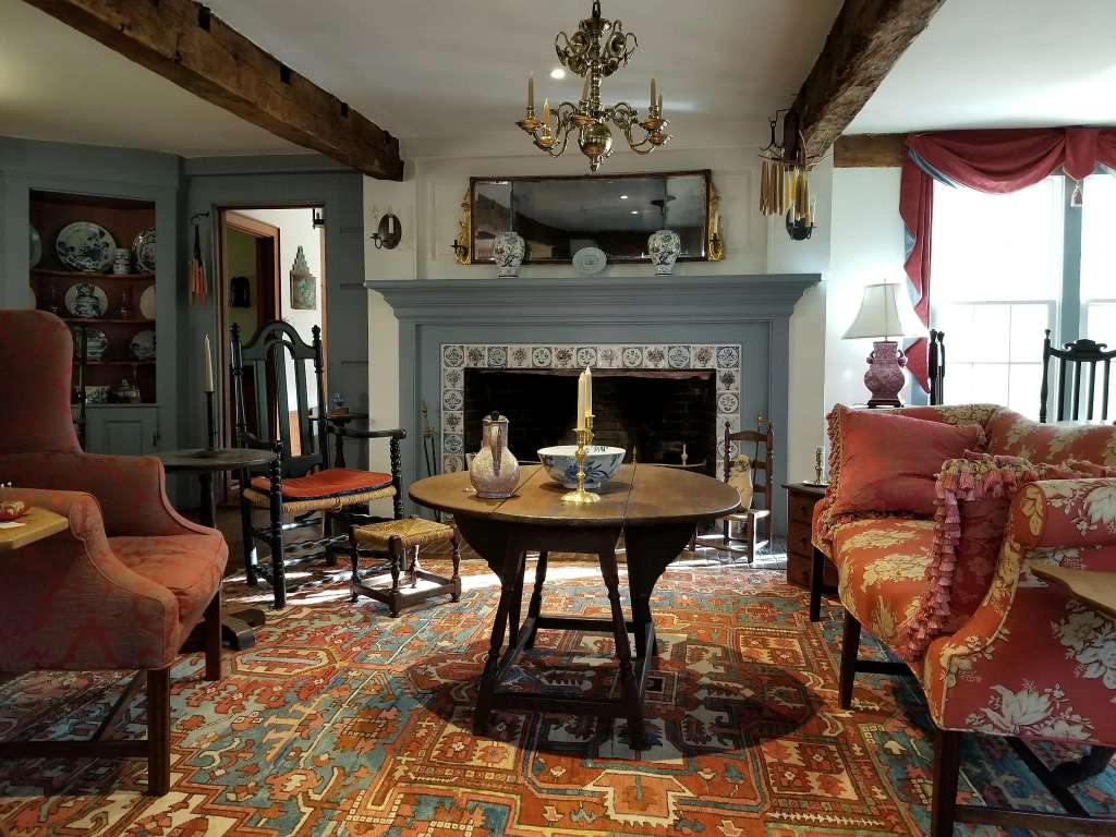 Pantry & Hearth Antiques