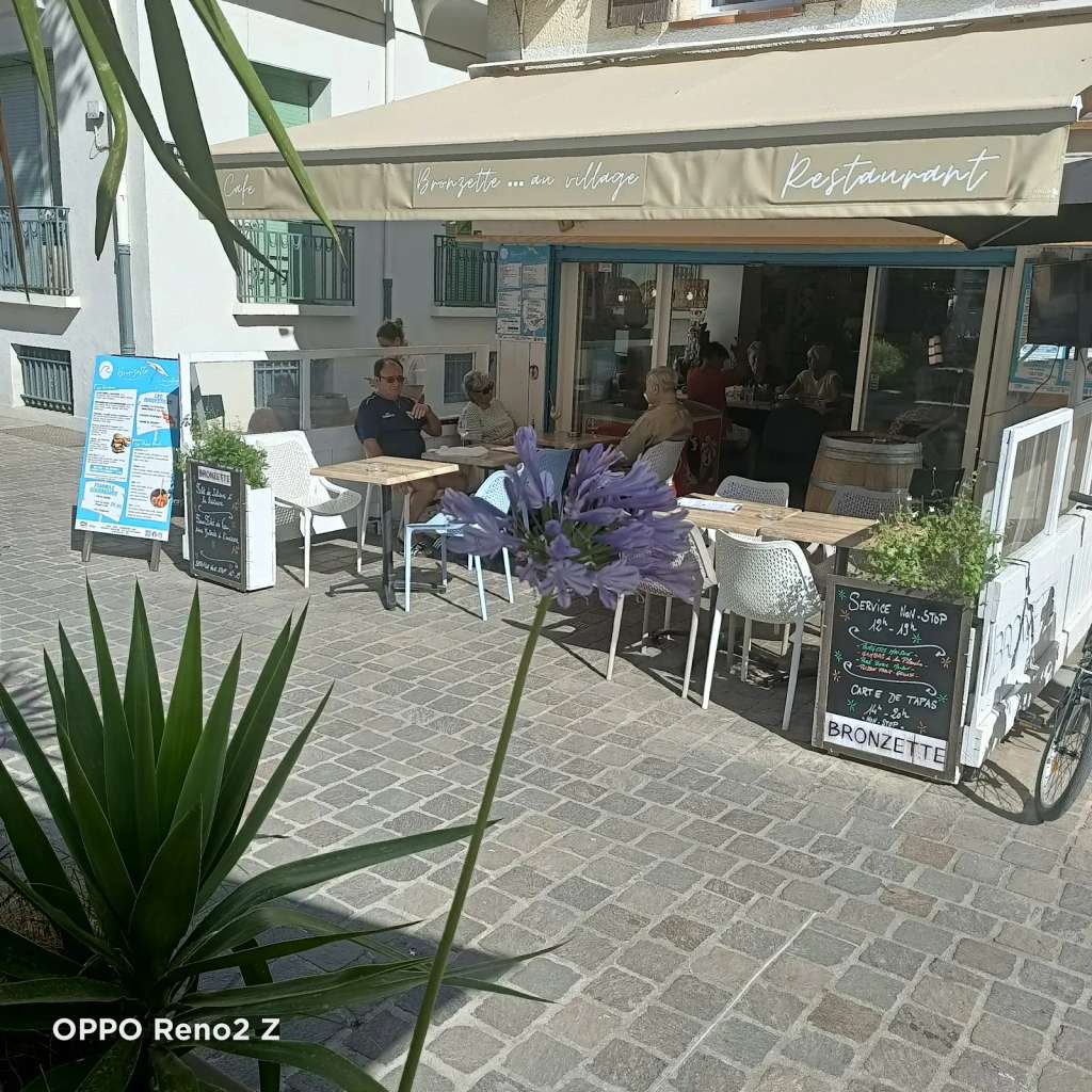 Bronzette ...au village