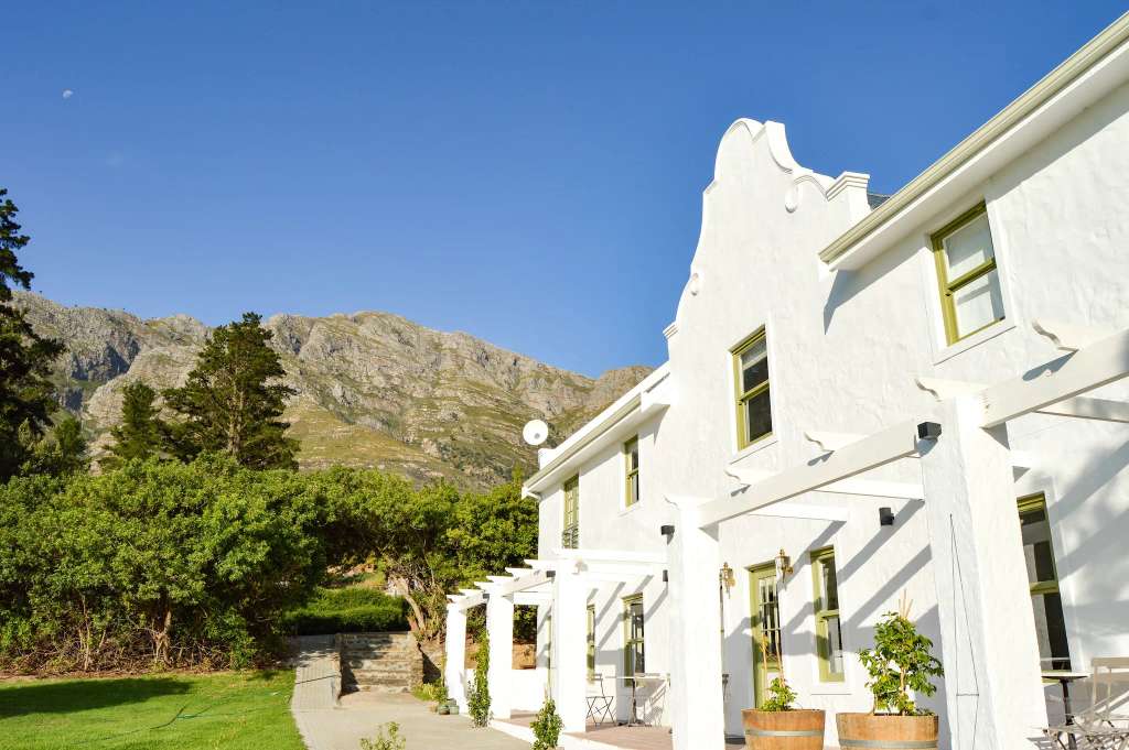 MAISON MONTAGNE at Dieu Donne Vineyards