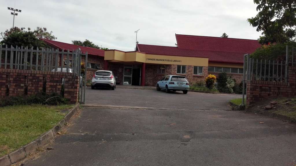 Stanger Manor Library