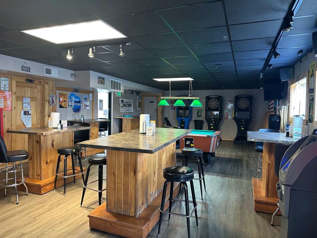 Coustie Bar