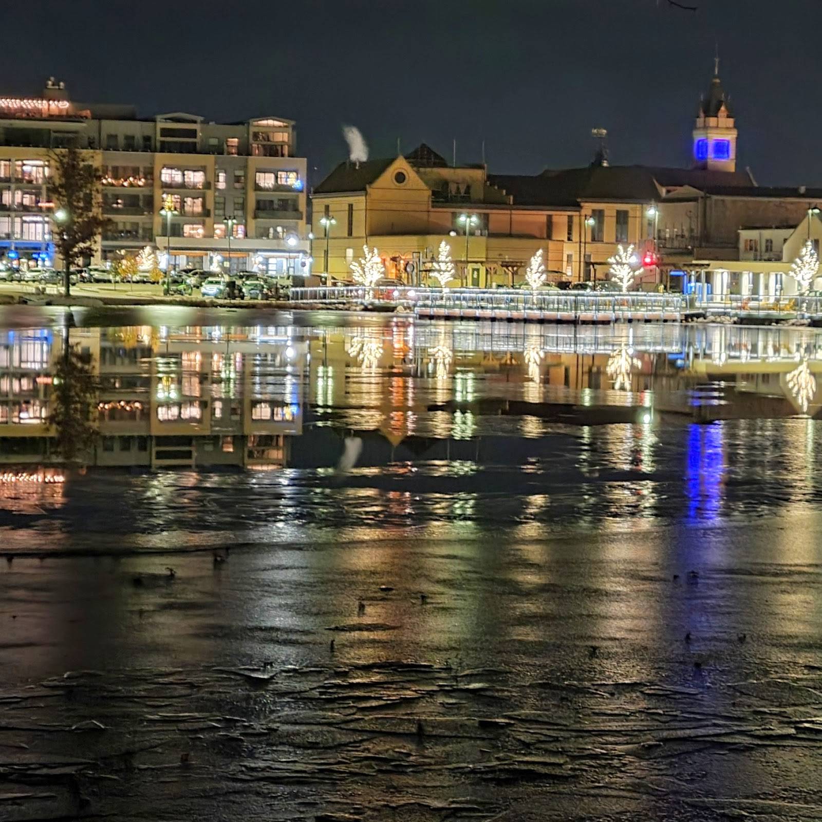 Oconomowoc
